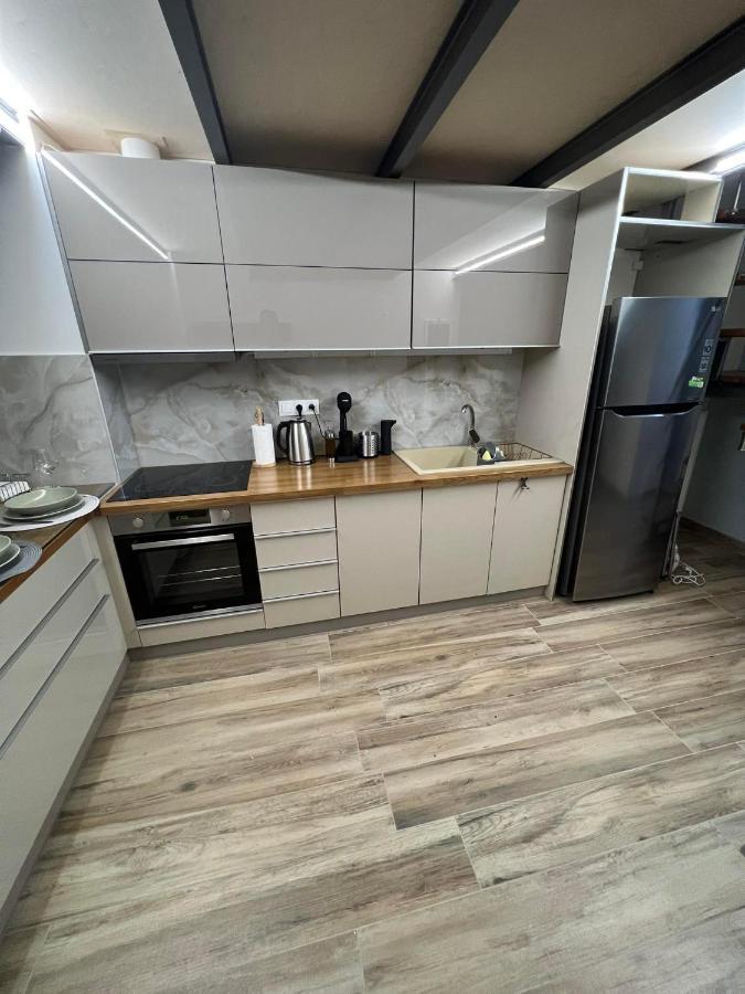 Appartamento Kalamata City Loft Esterno foto