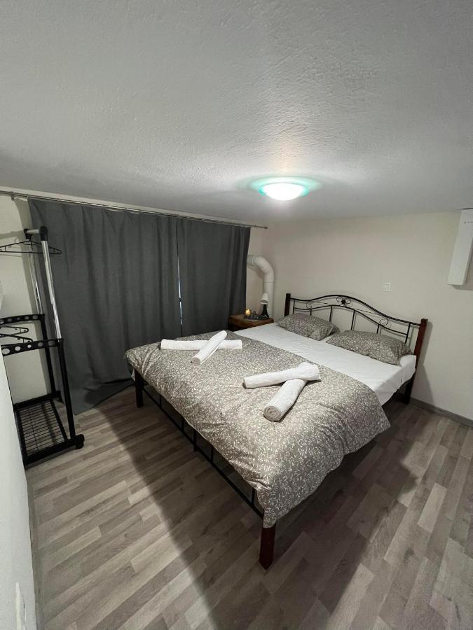 Appartamento Kalamata City Loft Esterno foto
