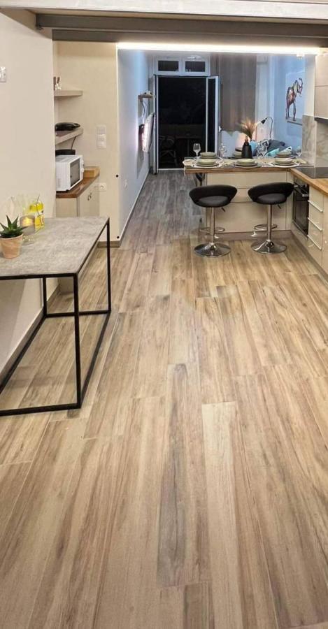 Appartamento Kalamata City Loft Esterno foto